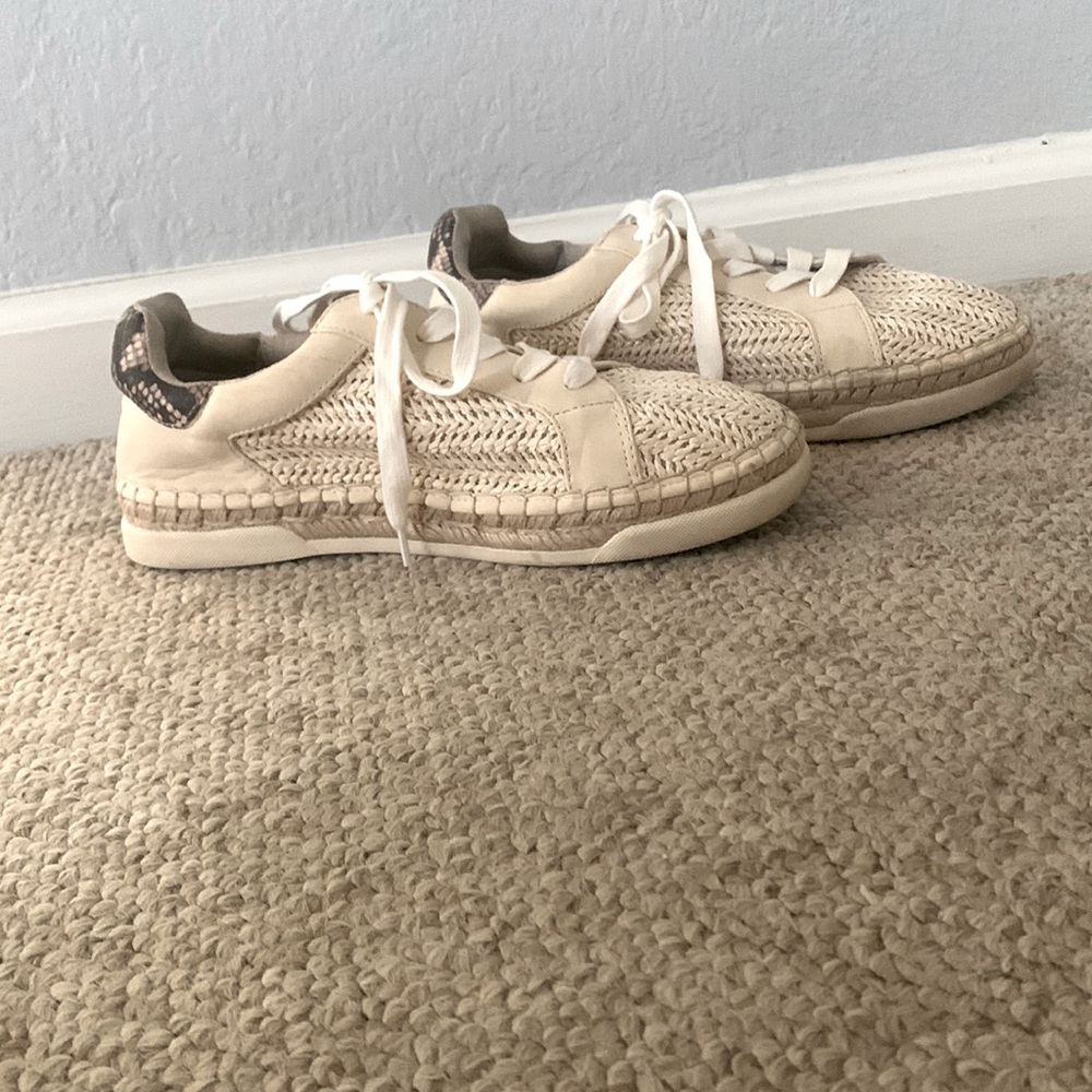 Lace up Sneaker with Python Heel